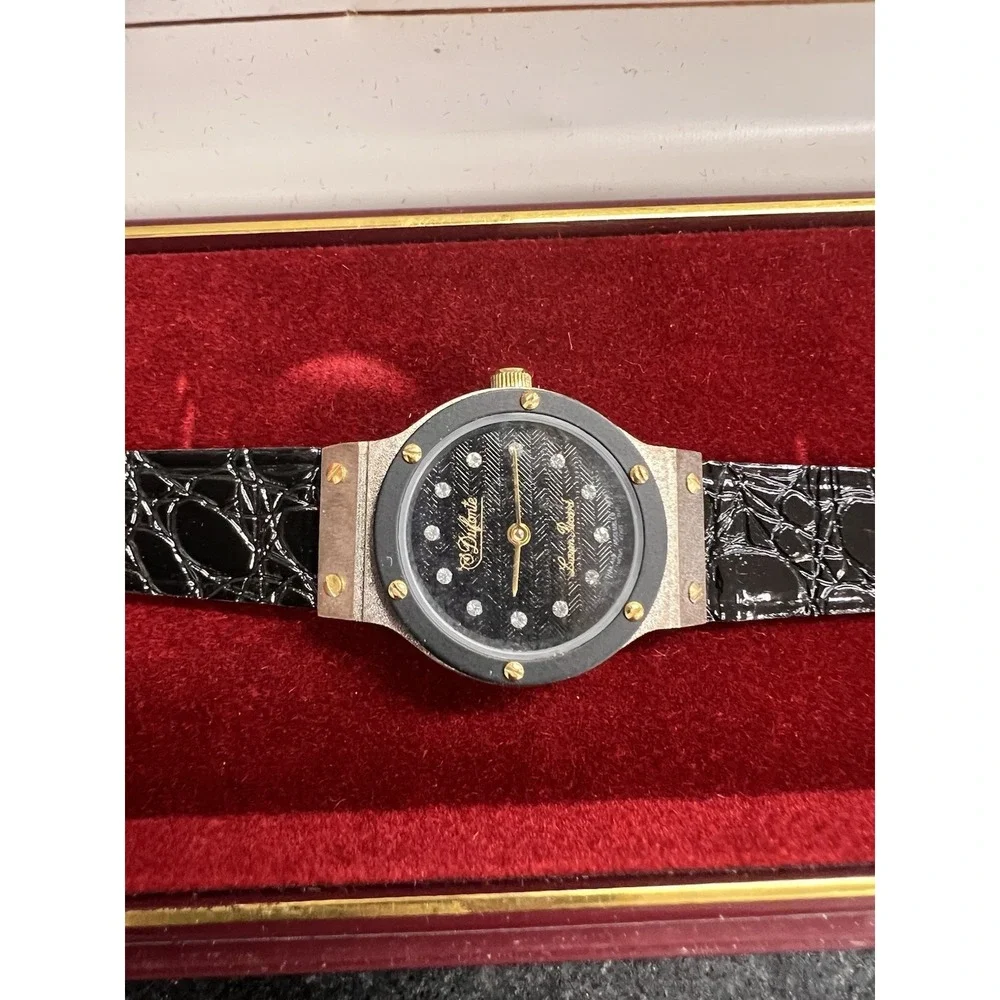 Vtg Women's Dufonte Quartz Watch by Lucien Piccard – Original Box – Battery Dead